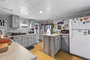 10 Mulberry St, Nashua, NH 03060 - Photo 22
