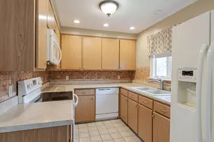 8 Jay Dr, Concord, NH 03301 - Photo 20