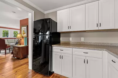 13 Hilltop Place, New London, NH 03257 - Photo 8
