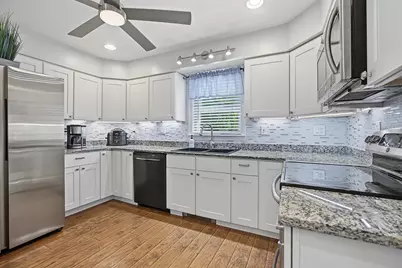 176 Stanton Street, Manchester, NH 03103 - Photo 10