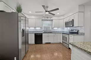 176 Stanton St, Manchester, NH 03103 - Photo 4