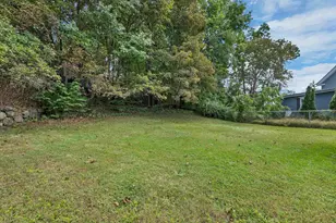 101 Pine St, Laconia, NH 03246 - Photo 14