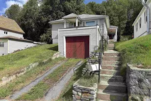 568 Rockingham St, Berlin, NH 03570 - Photo 2