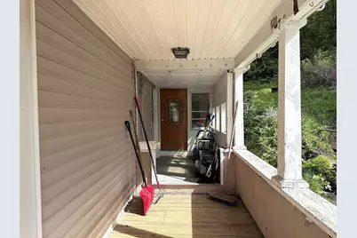 568 Rockingham Street, Berlin, NH 03570 - Photo 4