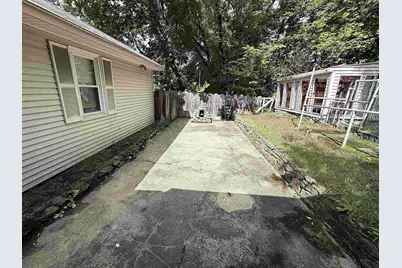 568 Rockingham Street, Berlin, NH 03570 - Photo 6