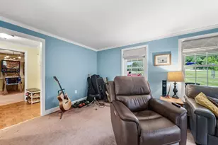 47 Nottingham Rd, Raymond, NH 03077 - Photo 8