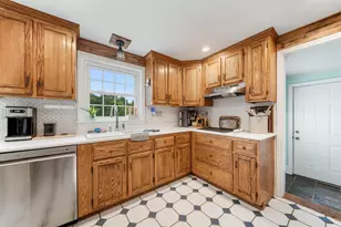 47 Nottingham Rd, Raymond, NH 03077 - Photo 12
