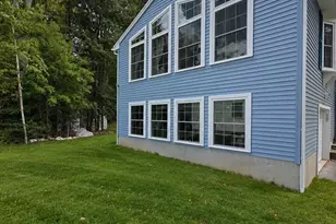 291 Eastern Ave, Rochester, NH 03867 - Photo 6