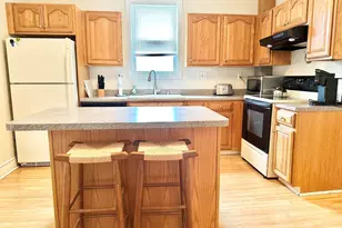 132 Rhode Island Ave, Manchester, NH 03104 - Photo 6