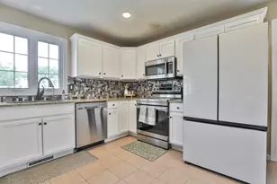 5 Acton St, Nashua, NH 03060 - Photo 10