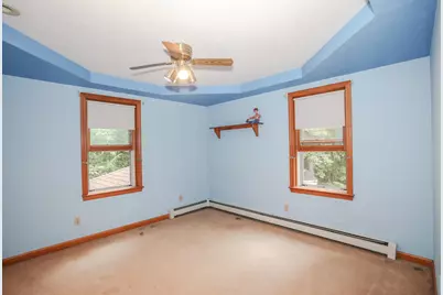 8 Raelynn Drive, Derry, NH 03038 - Photo 16