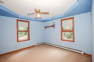 8 Raelynn Dr, Derry, NH 03038 - Photo 16