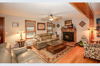 8 Raelynn Drive, Derry, NH 03038 - Photo 10