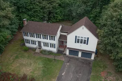 8 Raelynn Drive, Derry, NH 03038 - Photo 2