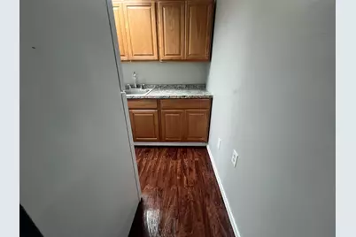 168 Wilson Street, Manchester, NH 03103 - Photo 16