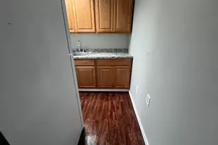168 Wilson St, Manchester, NH 03103 - Photo 16