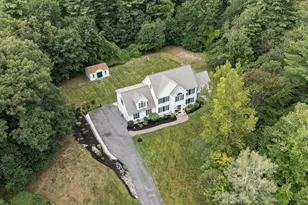 1049 Bridge St, Pelham, NH 03076 - Photo 4