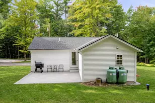 455 Turnpike Rd, Sharon, NH 03452 - Photo 38