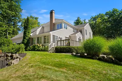 8 Dorothys Way, Bedford, NH 03110 - Photo 52