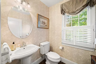 8 Dorothys Way, Bedford, NH 03110 - Photo 12