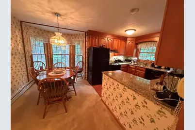 226 Amesbury Road, Kensington, NH 03833 - Photo 8
