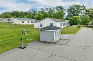 25 Mountain View Dr, Franklin, NH 03235 - Photo 46