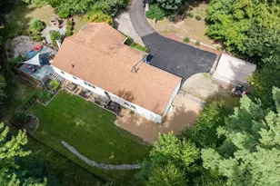 22 Roblin Rd, Bedford, NH 03110 - Photo 6
