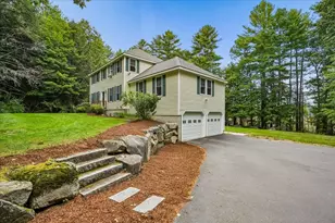 56 Old Fort Ln, Dunbarton, NH 03046 - Photo 4