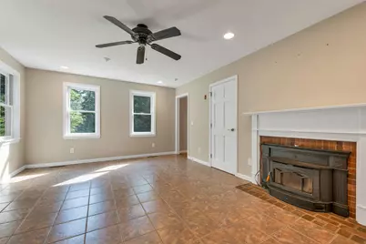 87 Hampstead Road, Sandown, NH 03873 - Photo 8
