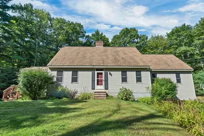 87 Hampstead Road, Sandown, NH 03873 - Photo 1