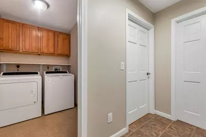 87 Hampstead Road, Sandown, NH 03873 - Photo 12
