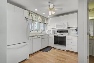 23 Cusack Rd, Hampton, NH 03842 - Photo 4