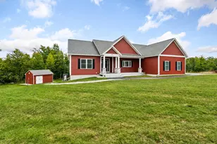 431 Grady Ln, Pembroke, NH 03275 - Photo 1