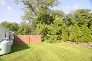 40 Western Ave, Milton, NH 03852 - Photo 10