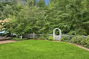 9 Rosewell Rd, Bedford, NH 03110 - Photo 28
