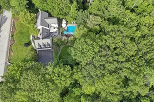 9 Rosewell Rd, Bedford, NH 03110 - Photo 56