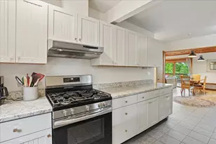 29 Northpointe Rd, Thornton, NH 03285 - Photo 2