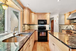 34 Sharon Rd, Windham, NH 03087 - Photo 12