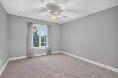 98 Riverwalk Way #8E, Manchester, NH 03101 - Photo 18