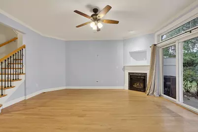 98 Riverwalk Way #8E, Manchester, NH 03101 - Photo 14