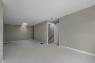 9 Tammy Ct, Hudson, NH 03051 - Photo 26