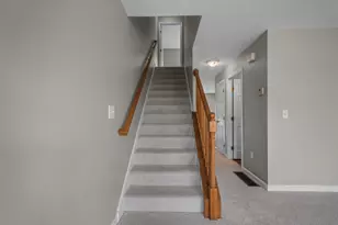 9 Tammy Ct, Hudson, NH 03051 - Photo 14