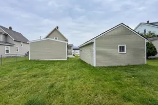 867 4th Ave, Berlin, NH 03570 - Photo 14