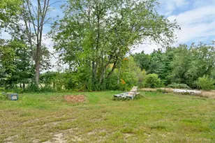 23 Montgomery Dr, Farmington, NH 03835 - Photo 10