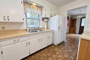 608 Main St, Gorham, NH 03581 - Photo 2
