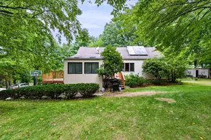 2 Quincy Dr, Derry, NH 03038 - Photo 1