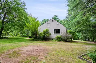 2 Quincy Dr, Derry, NH 03038 - Photo 32