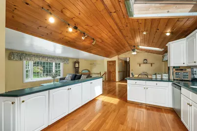 24 Par Lane, Hudson, NH 03051 - Photo 8