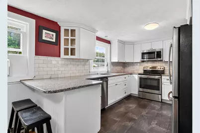 205 Coolidge Drive, Portsmouth, NH 03801 - Photo 8