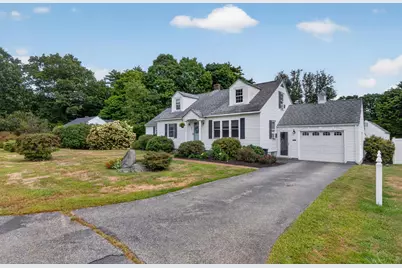 205 Coolidge Drive, Portsmouth, NH 03801 - Photo 2